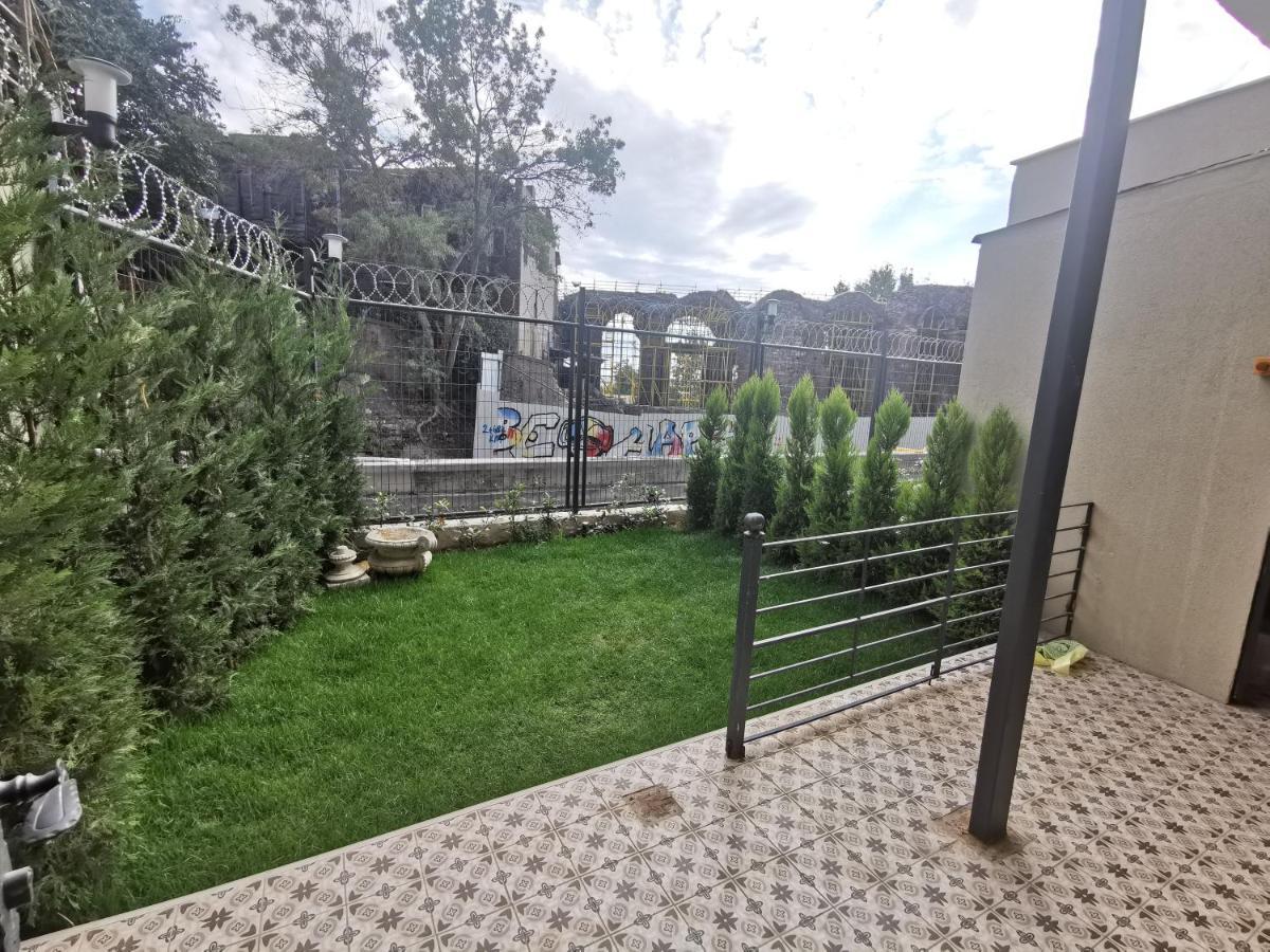 Efzen Hotel Истанбул Екстериор снимка